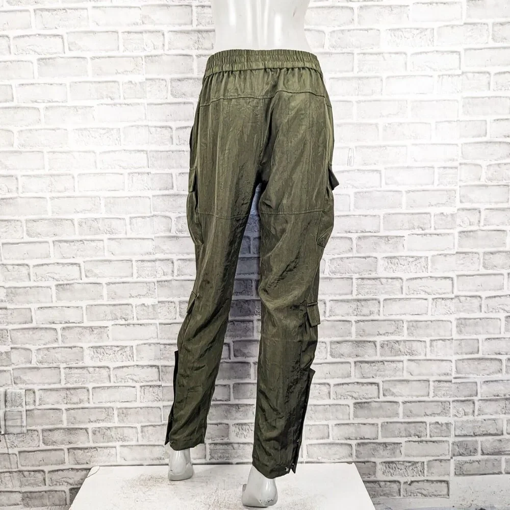RICHIE LE Collection Nylon Cargo Pants in Green size Medium